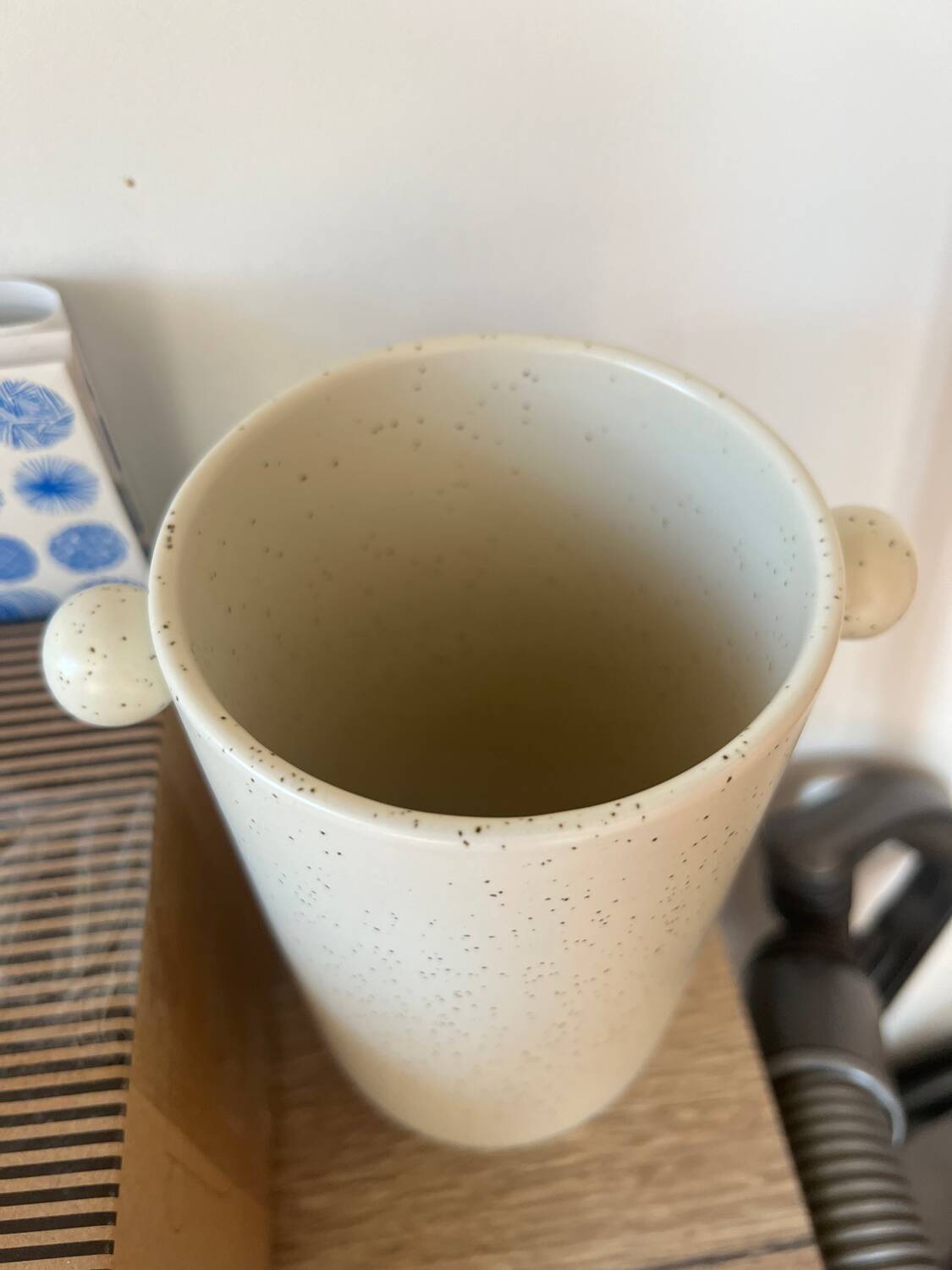 Empty pocket vase vintage contemporary design pot