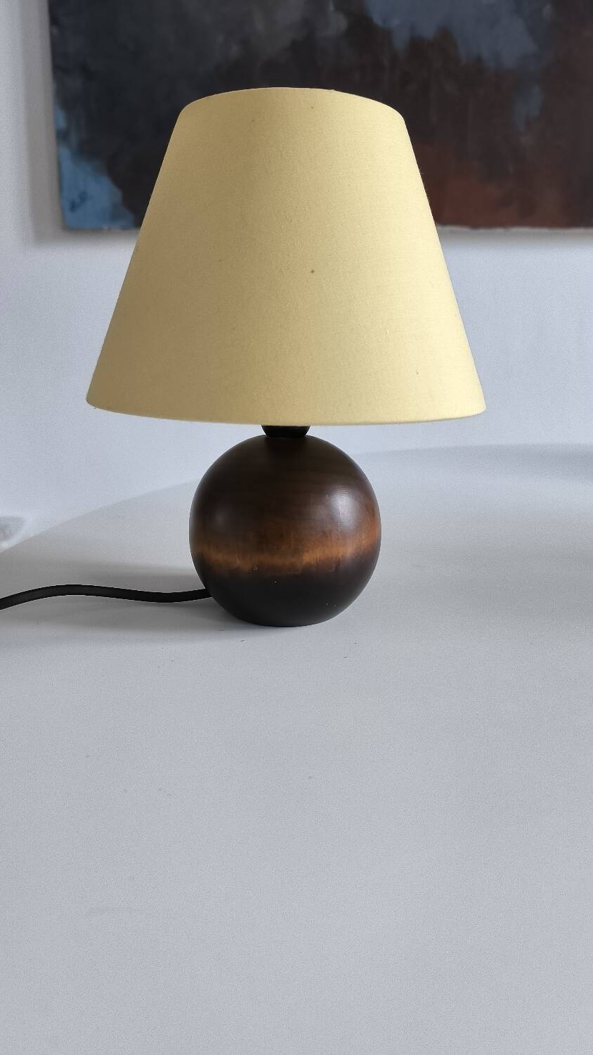 Solid wood ball table lamp
