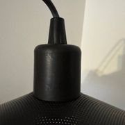 Suspension en métal micro-perforé, années 60