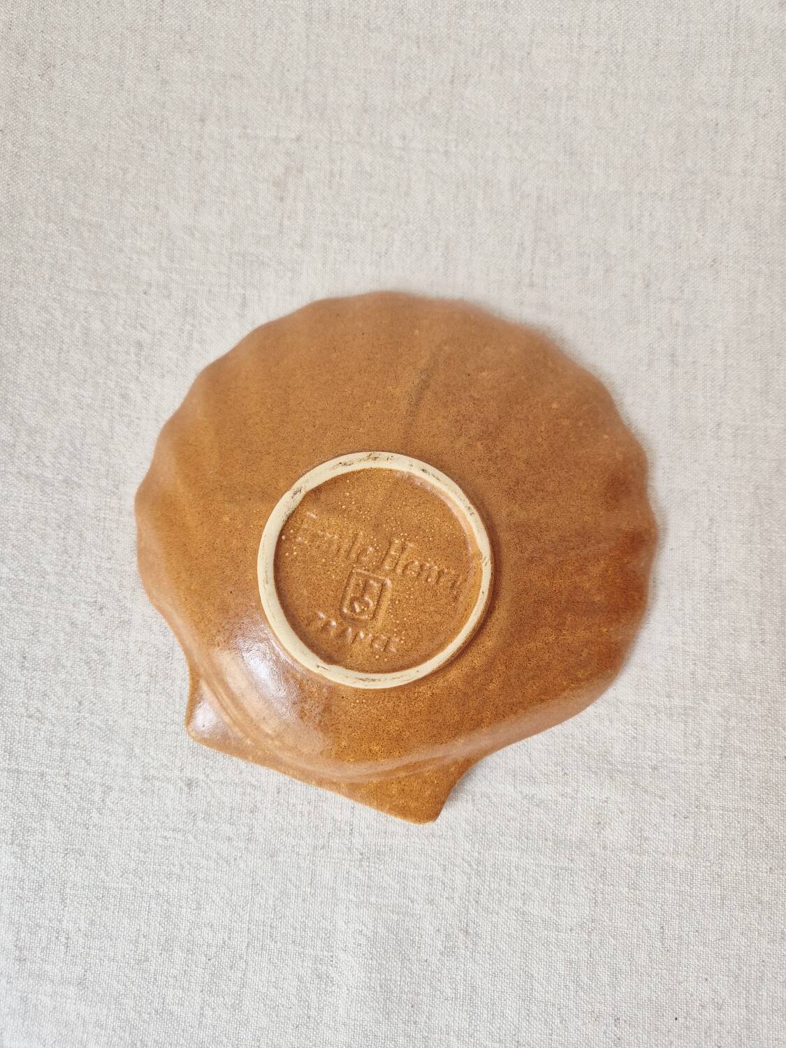 Set of 2 stoneware shells from the 60s | Made in France - Émile Henry Vintage