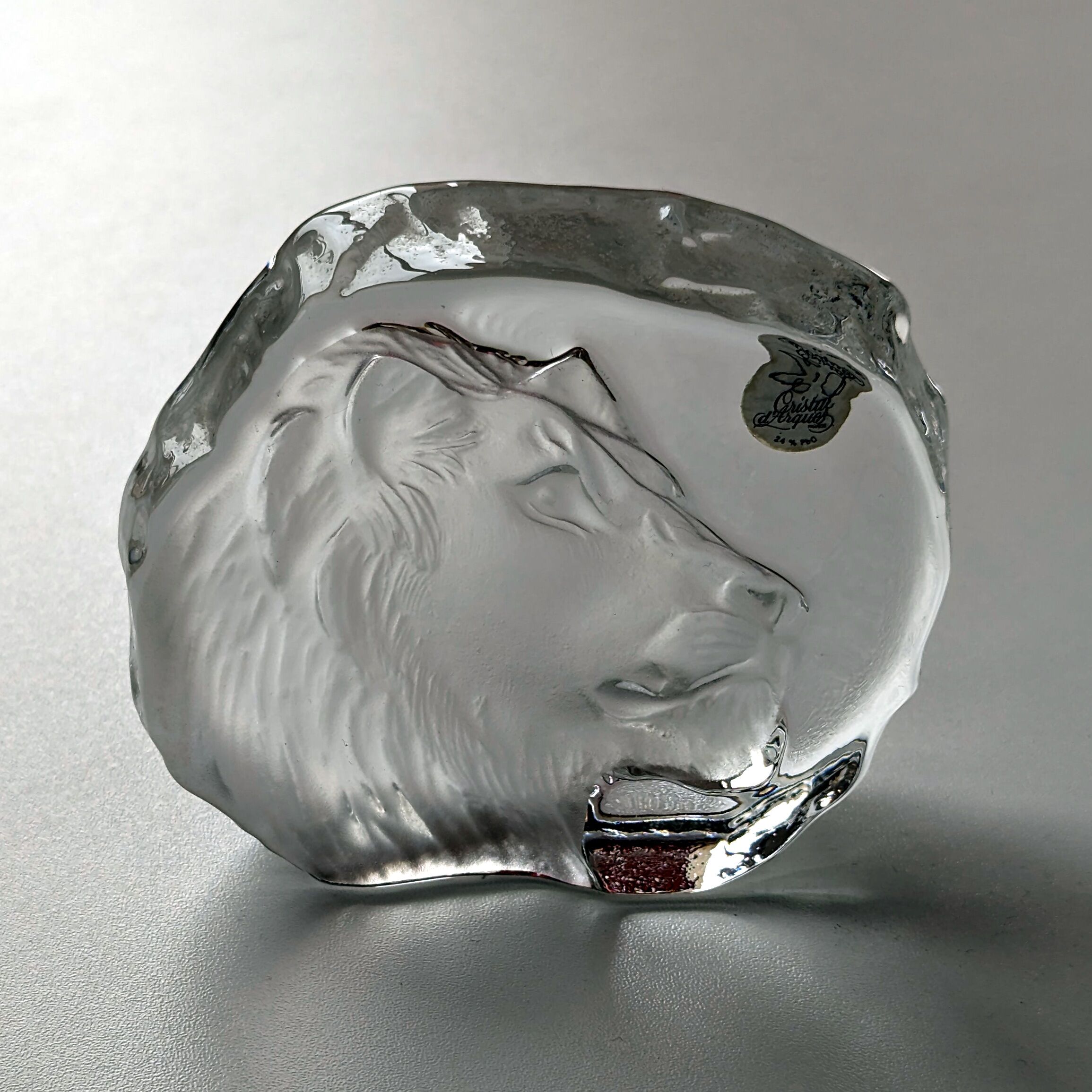 Paperweight Lion head sculpture Arques Crystal