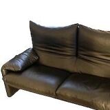 Maralunga high-end black leather sofa by Vico Magistretti for Cassina