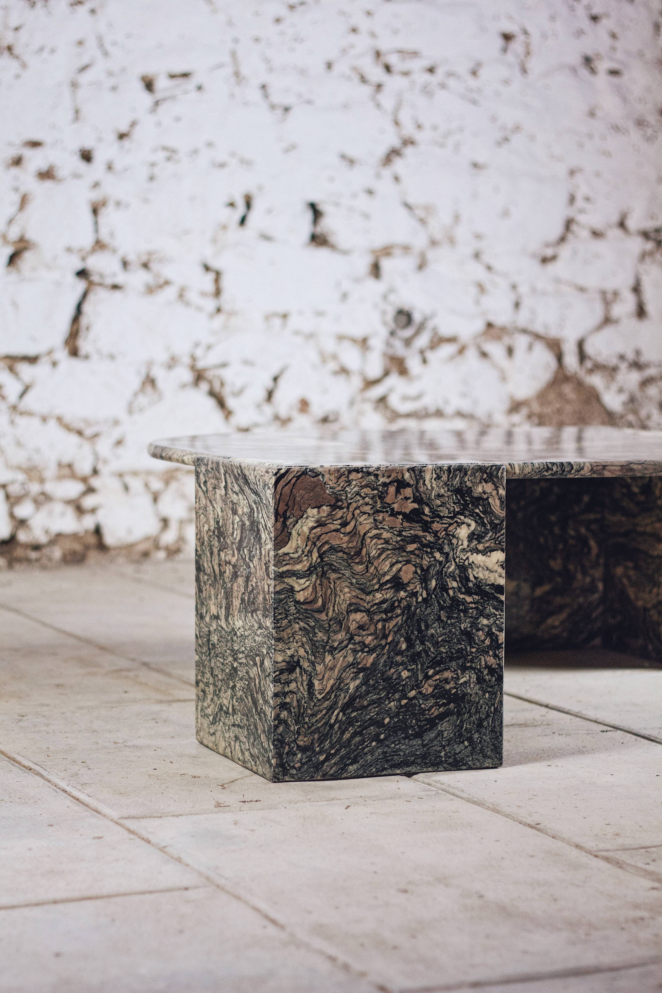 Eye-shaped marble coffee table by Roche Bobois, 1970