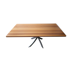 Table à manger en bois pieds design Angel Cerda