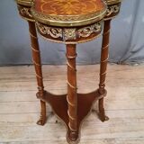 Trilobee marquetry table