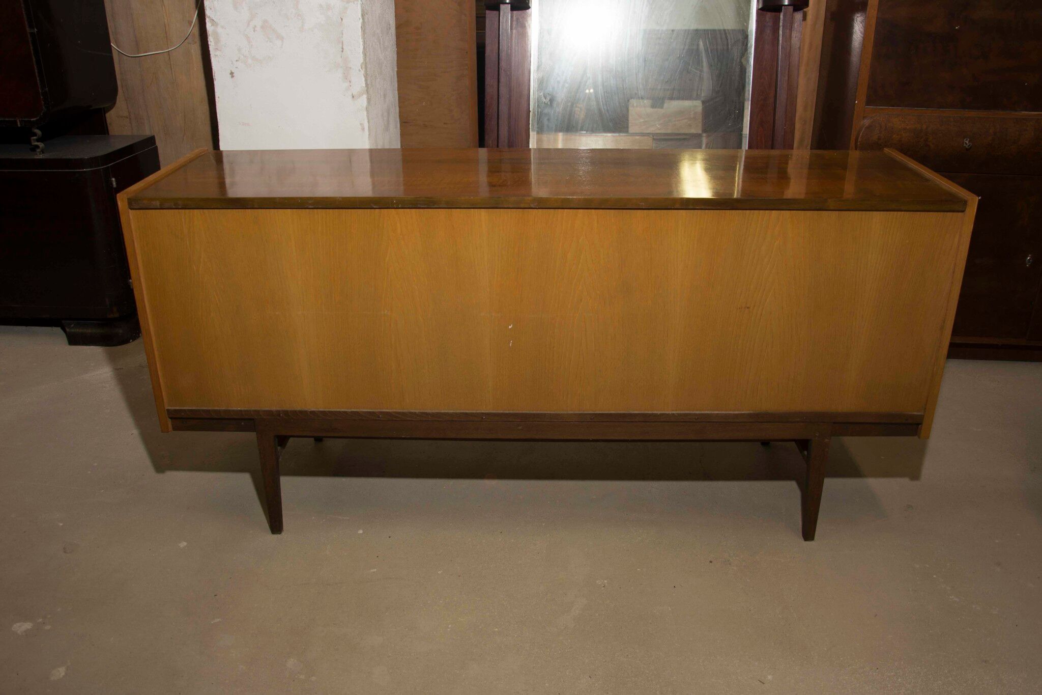 Enfilade 60s design František Mezulanik