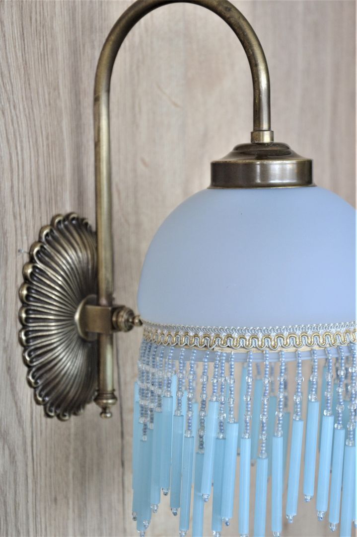 Blue wall lamp with pearl fringes