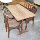 Ensemble d'une table et 4 chaises de bistrot