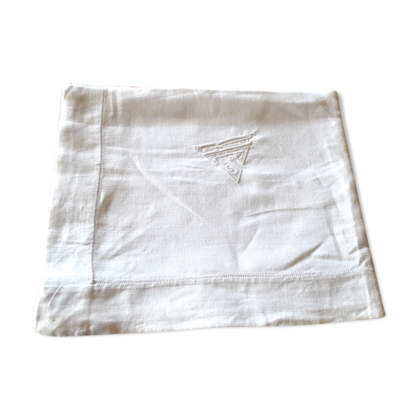Vintage country tablecloth in embroidered cotton