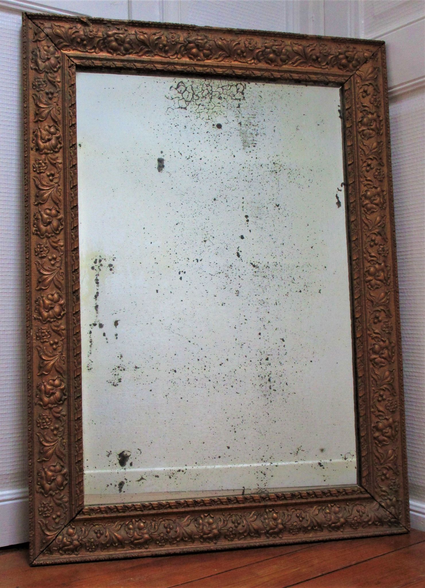 Mirror stitched golden stucco wood decorated with 19th century flowers 88 cm x 63 cm