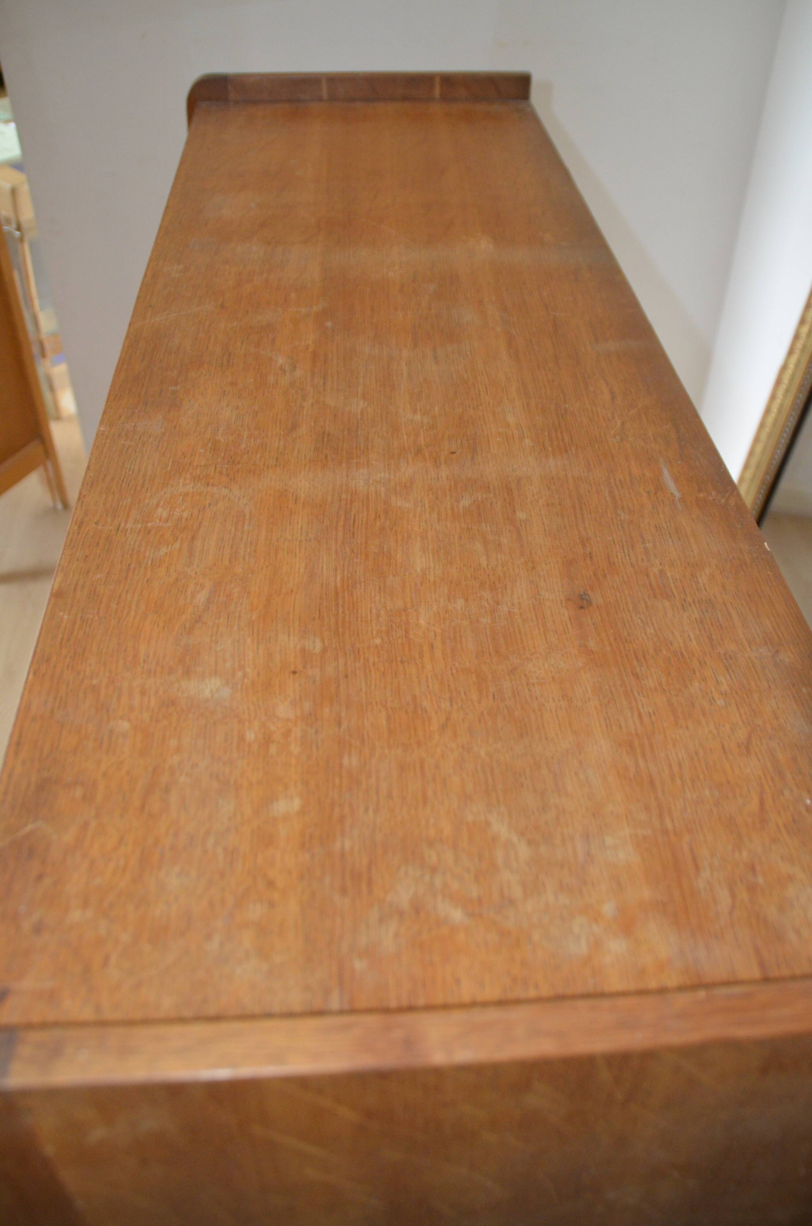 Vintage dresser with compass feet