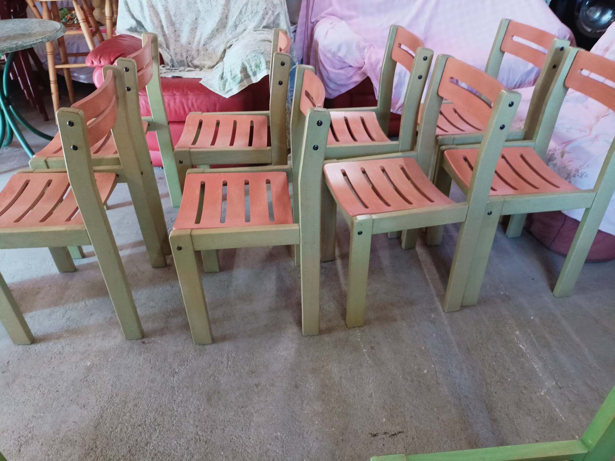 Set of 8 vintage 80s school chairs/ office