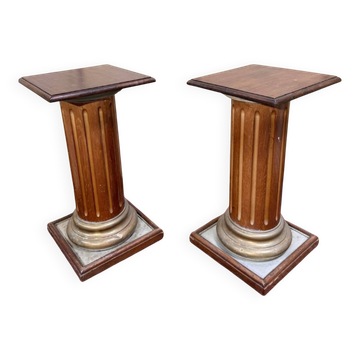 Paire de colonnes a l'antique en bois massif et dorure