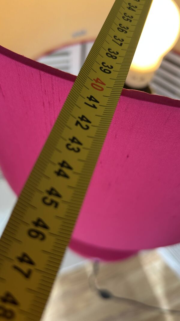 Lampe Spindle fuchsia laquée Habitat - années 2000