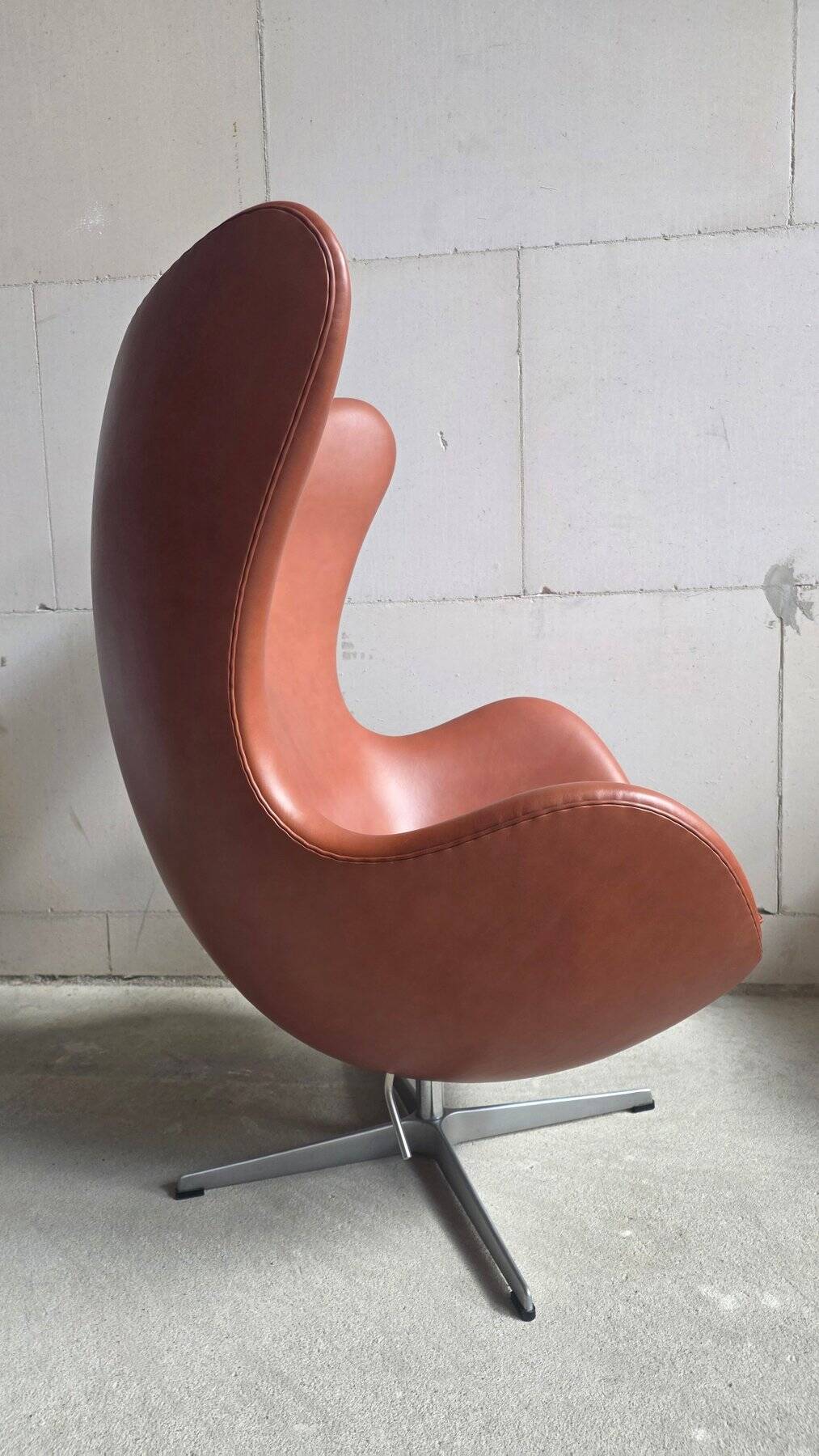 Fauteuil oeuf d'Arne Jacobsen pour Fritz Hansen