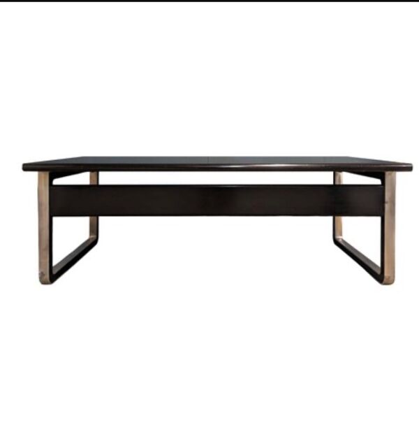 Bureau Tecno T333 par Eugenio Gerli et Osvaldo Borsani
