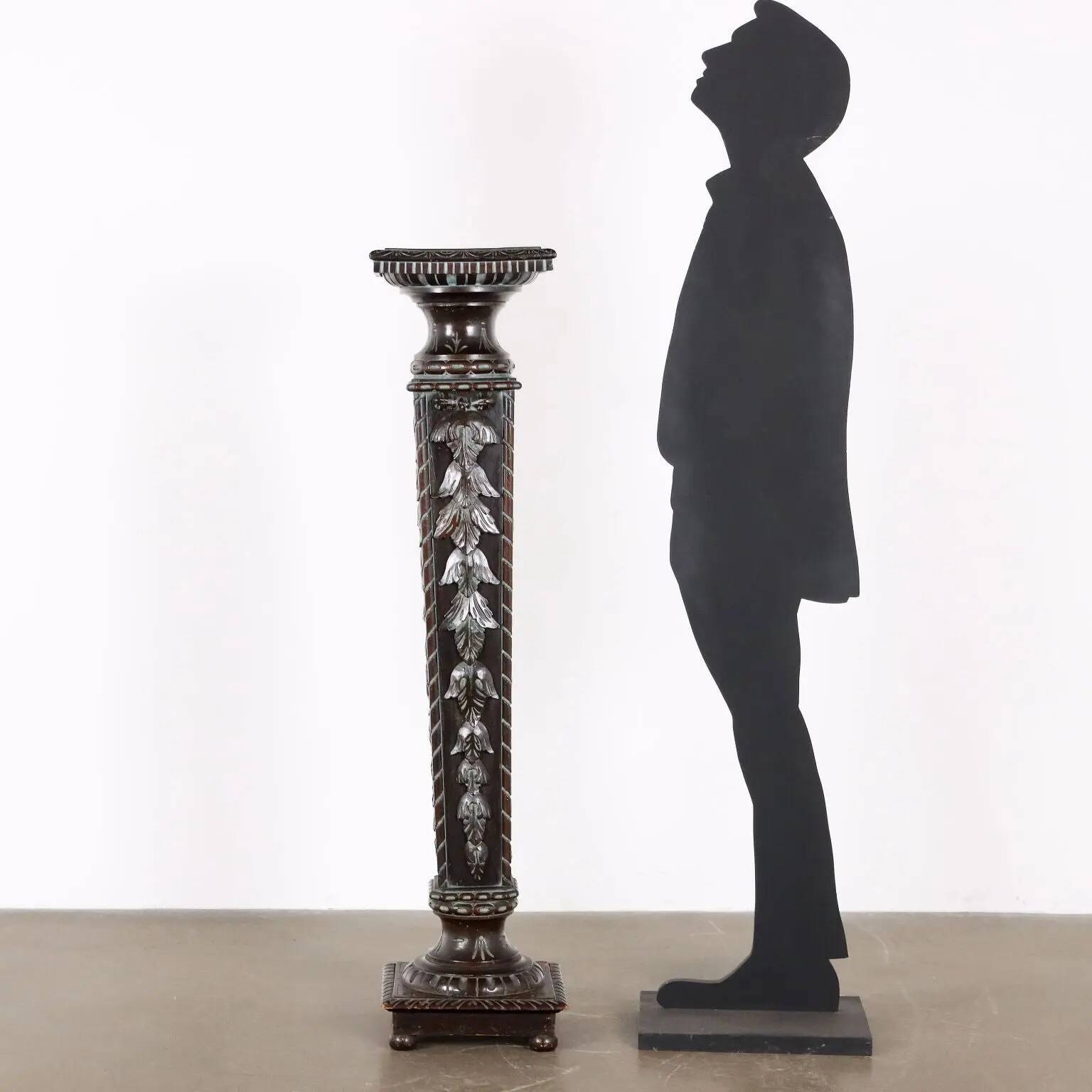 Old neo-Renaissance style column in carved wood Italy 20th Century