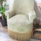 Fauteuil crapaud en velours vert pistache vintage