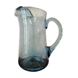 Pichet carafe vintage en verre bullé bleu Biot non signé