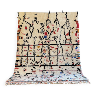 Grand tapis berbere moderne beni ouarain en laine