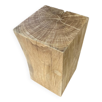 Bout de canape / tabouret en bois massif