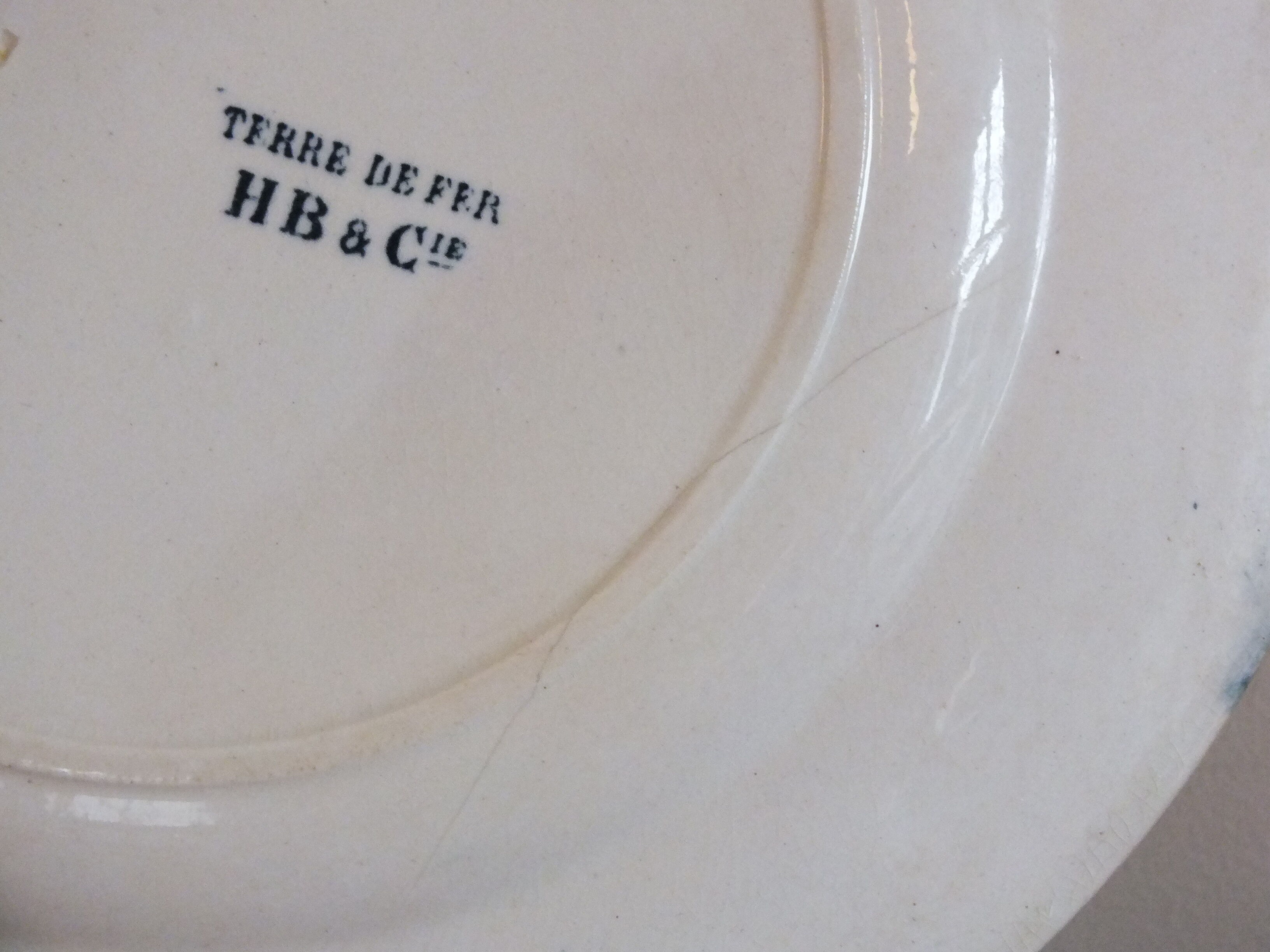 3 Flat plates in Iron Earth HB Choisy bird décor