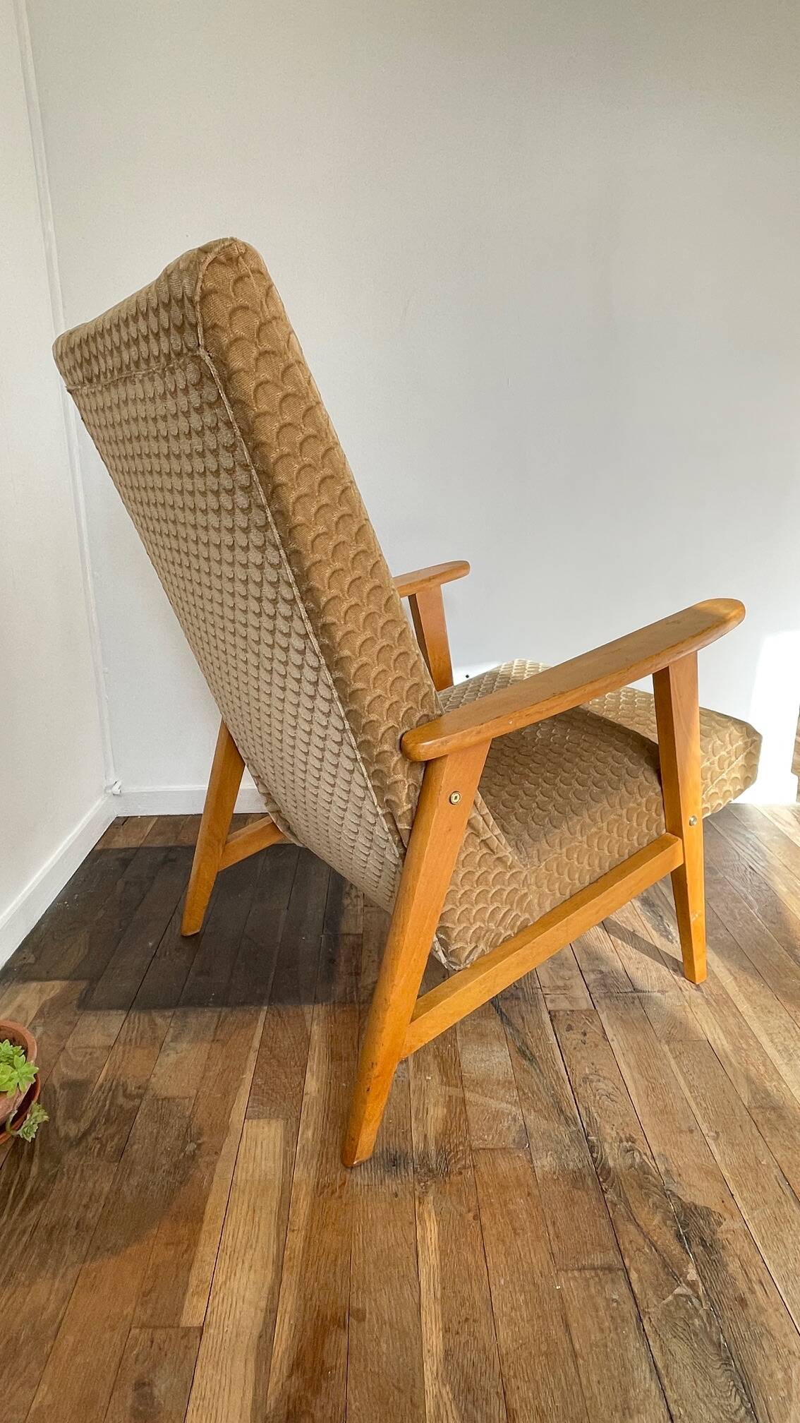 paire FAUTEUILS MANUCERE France Vintage