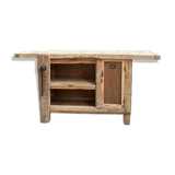 Joiner's workbench from the early 20th century.