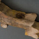 Élément en bois sculpté polychrome décor d'animaux ailés XXe Inde
