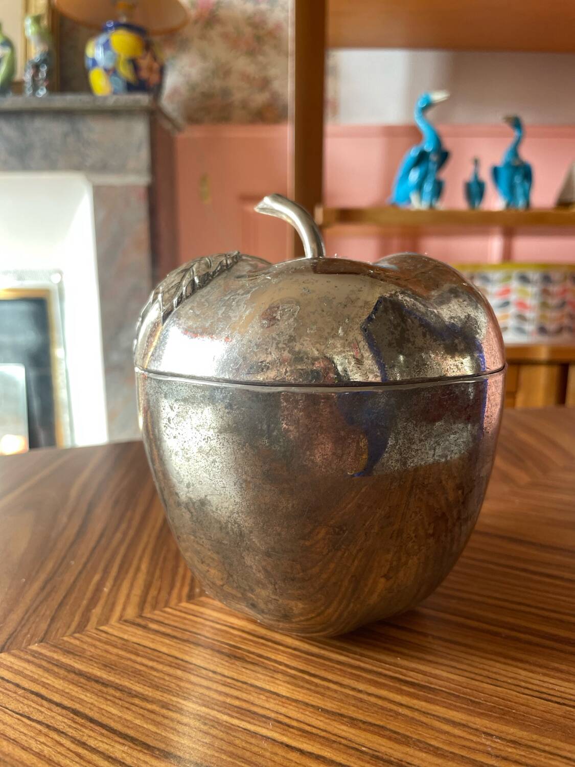 70' metal apple pocket emptier