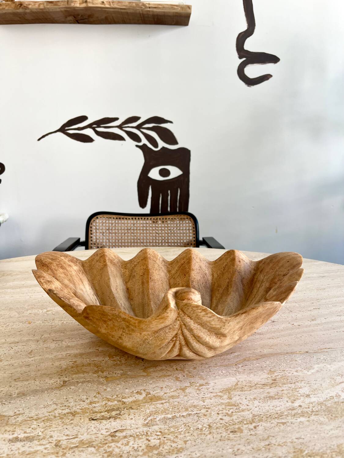Coupe bénitier ancienne en bois sculpté