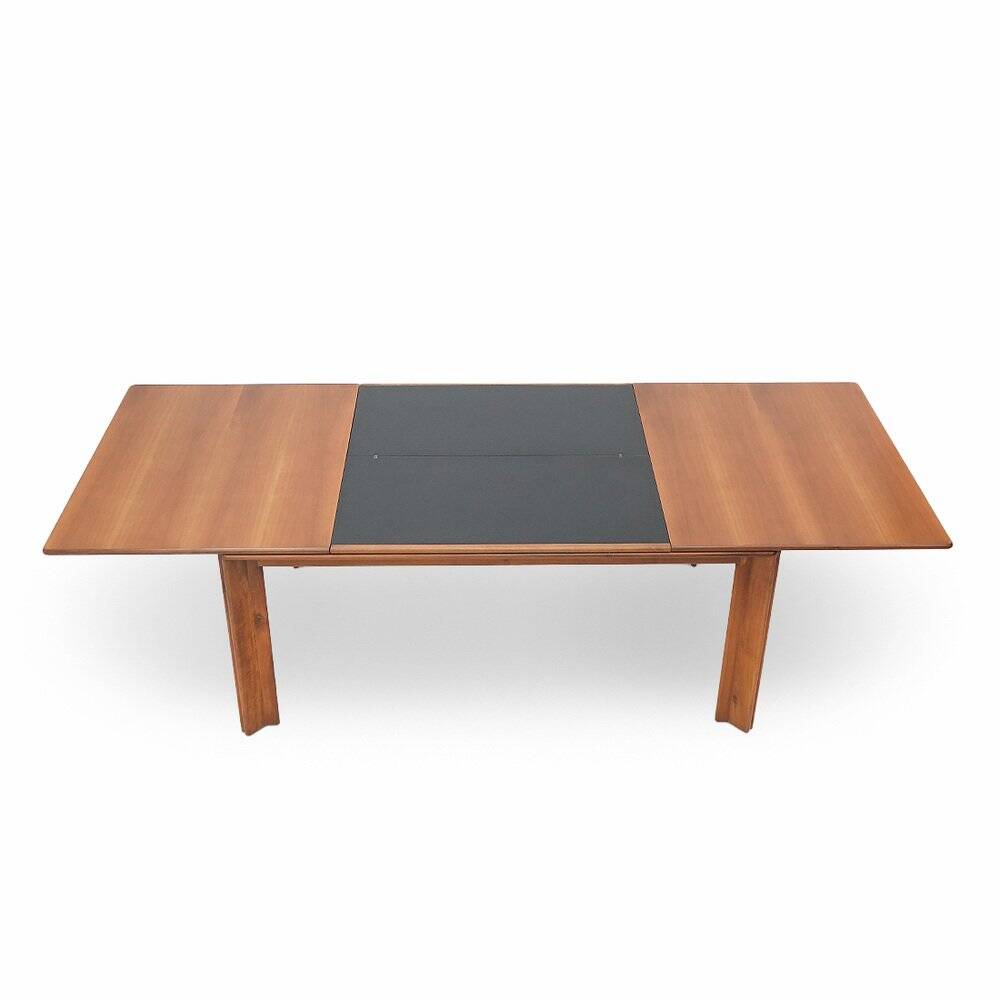 Extensible table by Afra and Tobia Scarpa for Molteni, 1970s.