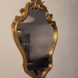 Miroir en bois d'or à  l or,style Louis 15