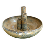 Pique vase flowers with sandstone cup