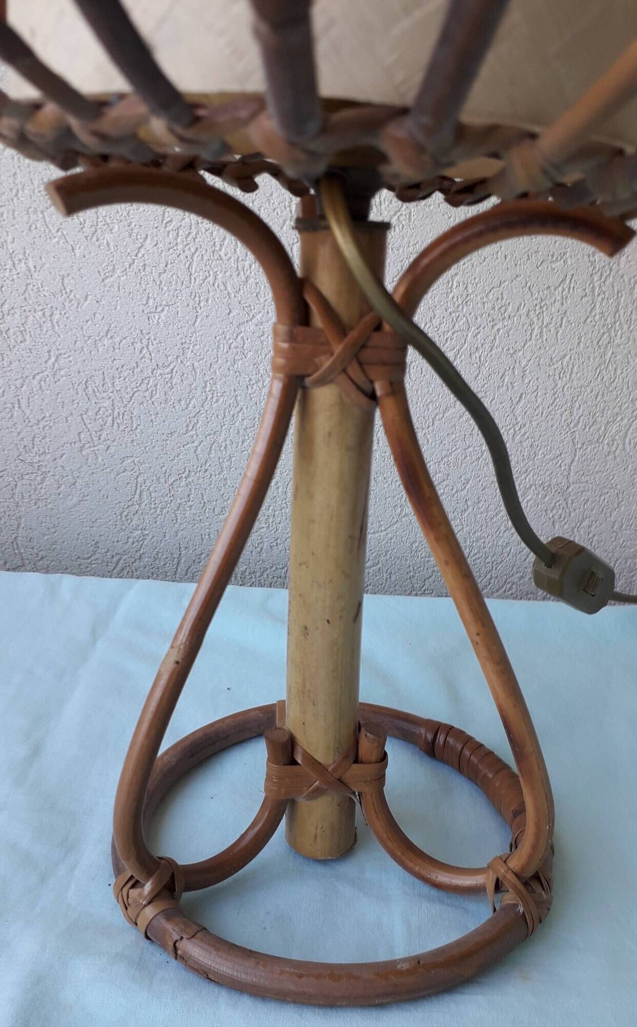 Lampe en rotin