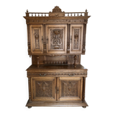 Carved buffet in the Henri II style
