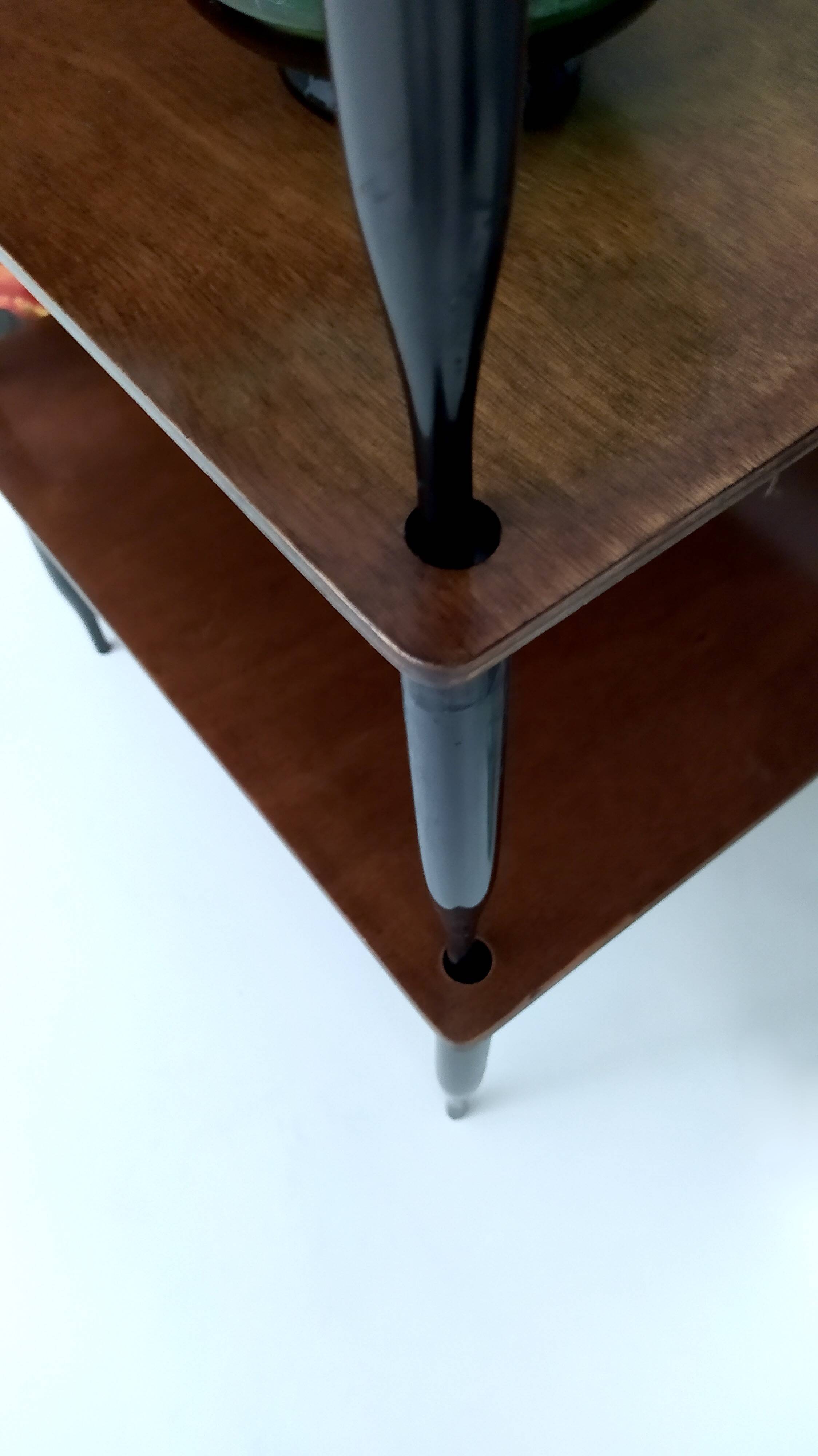 Vintage walnut coffee table model "T8" by Vico Magistretti for Azucena, Italy