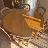 Large round Louis-Philippe period table in solid cherry wood
