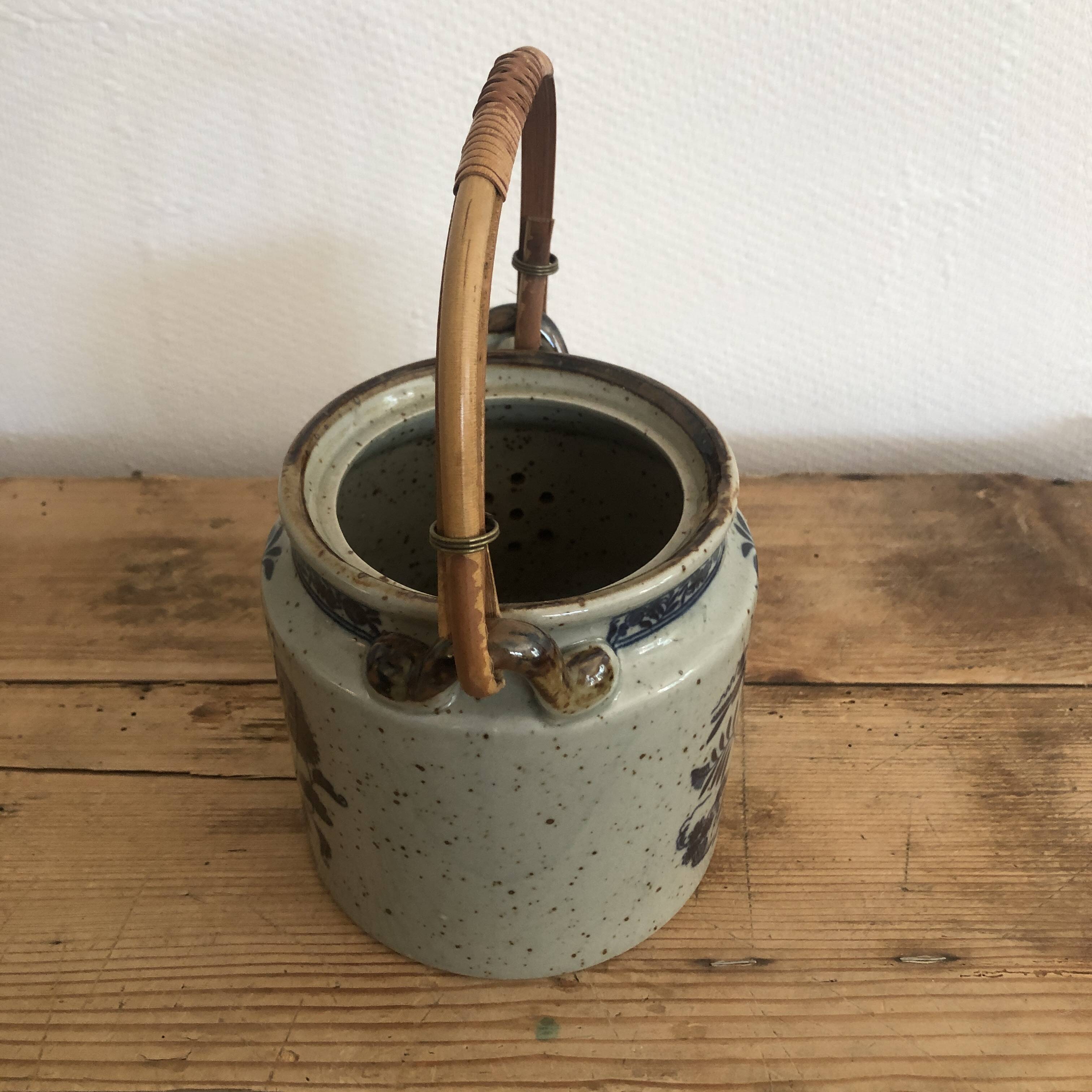Tea-pot