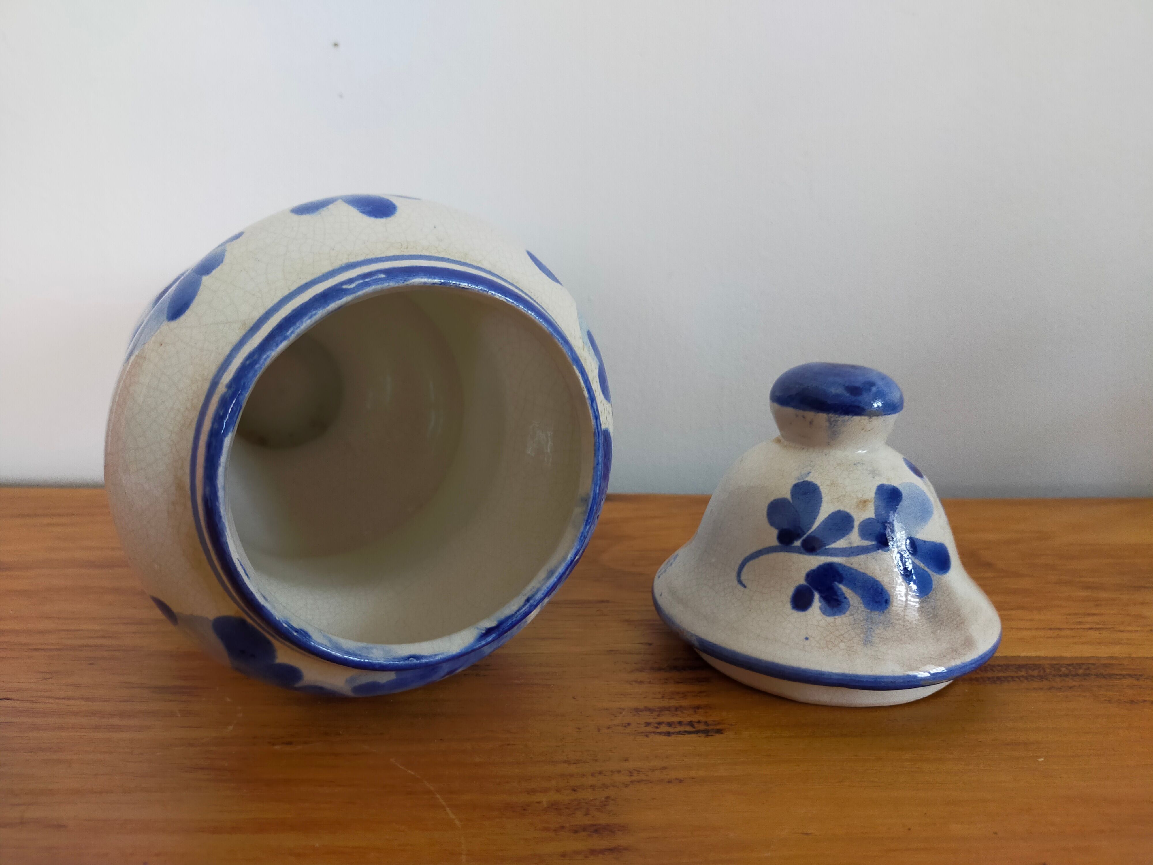 Pharmacy pot old vintage apothecary herbalist mint