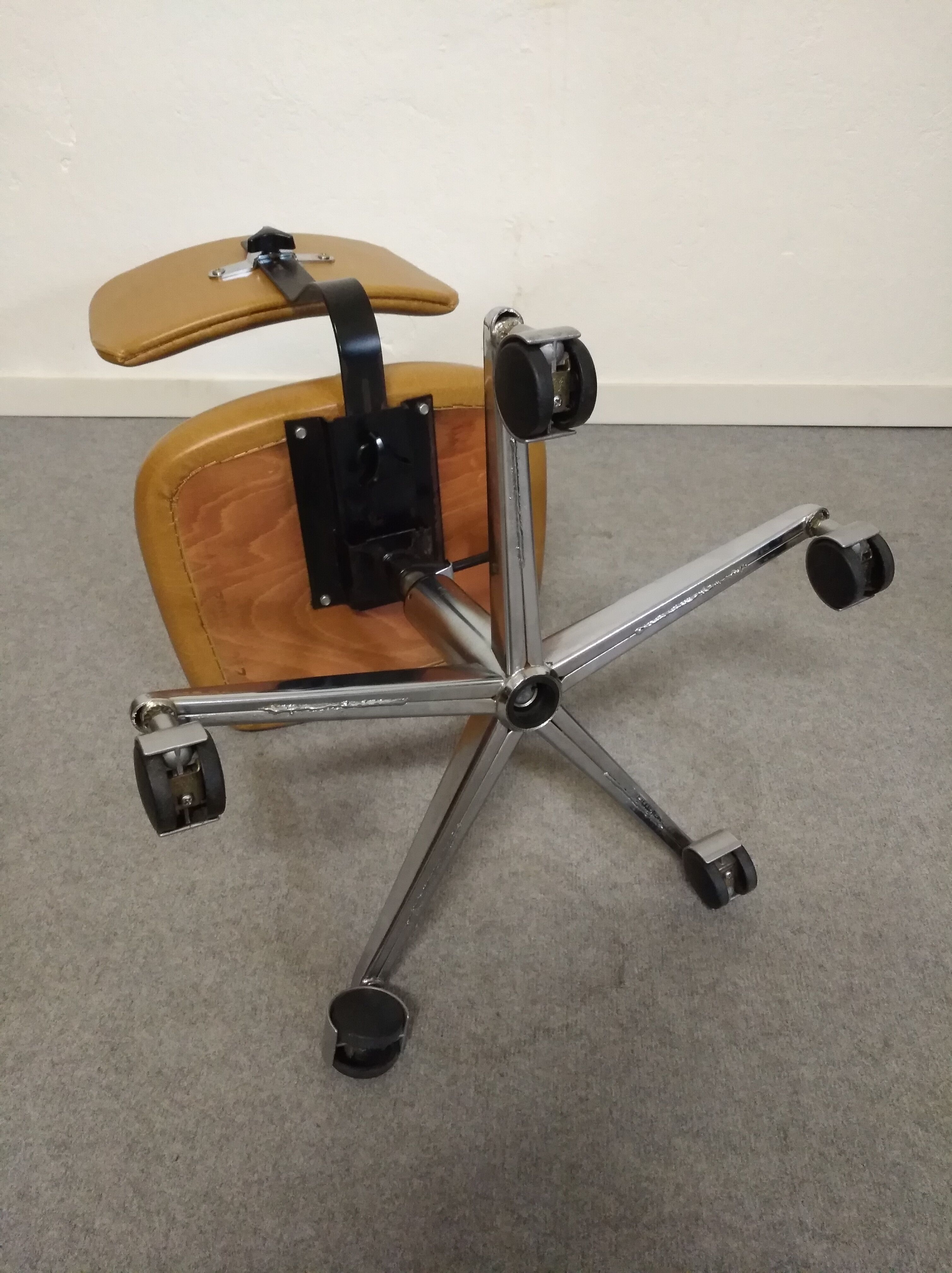 Chaise de bureau des années 60