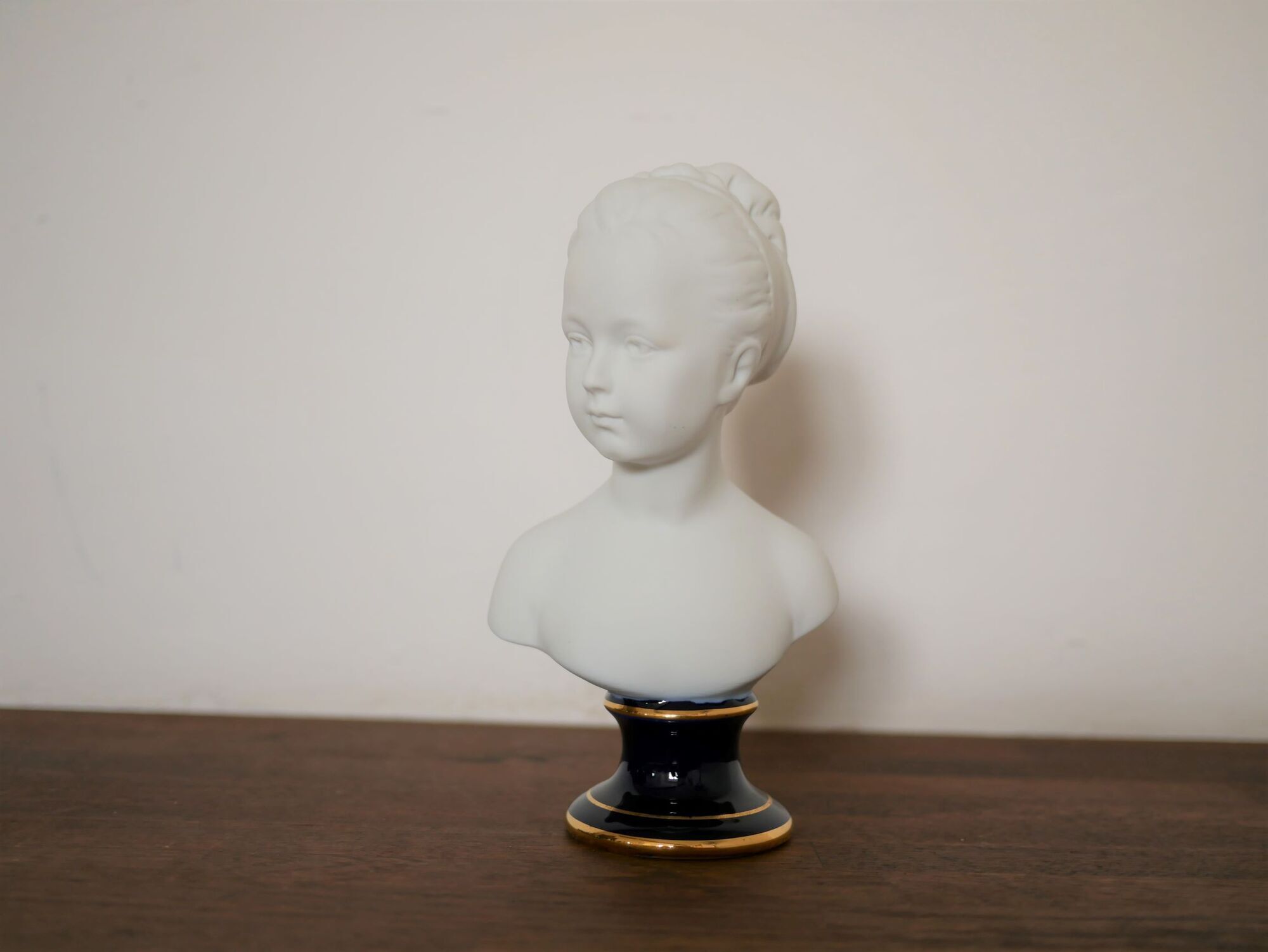 Limoges porcelain girl bust by C.Tharaud