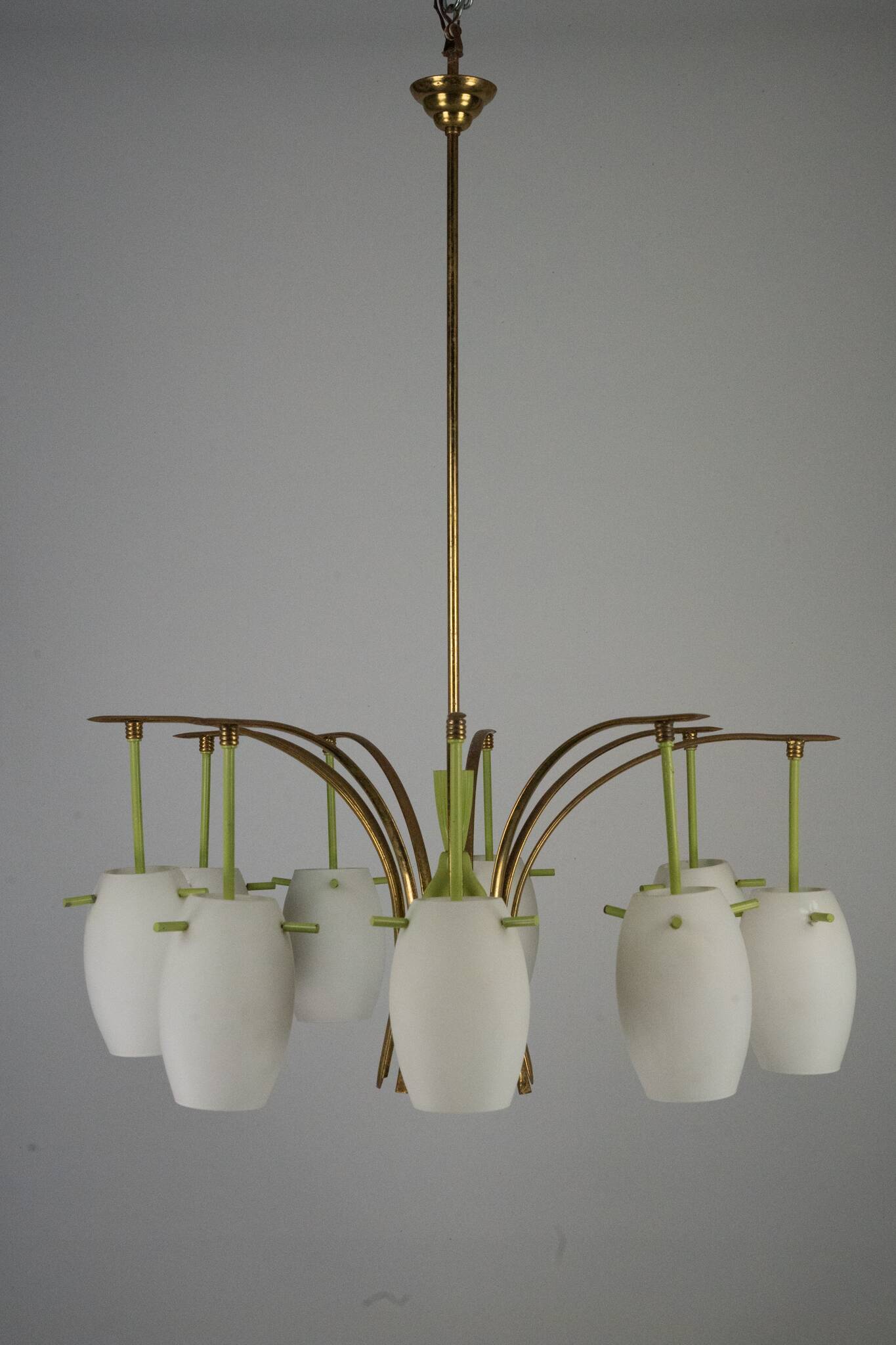Midcentury 9-Arm Brass Chandelier with  Lacquer & Opaline Glass. Italy 1950