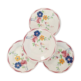 Old flat plates model "Biarritz" of the French factory of Gien