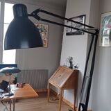 JJ GREAT FLOOR INDOOR FLOOR LAMP Black color