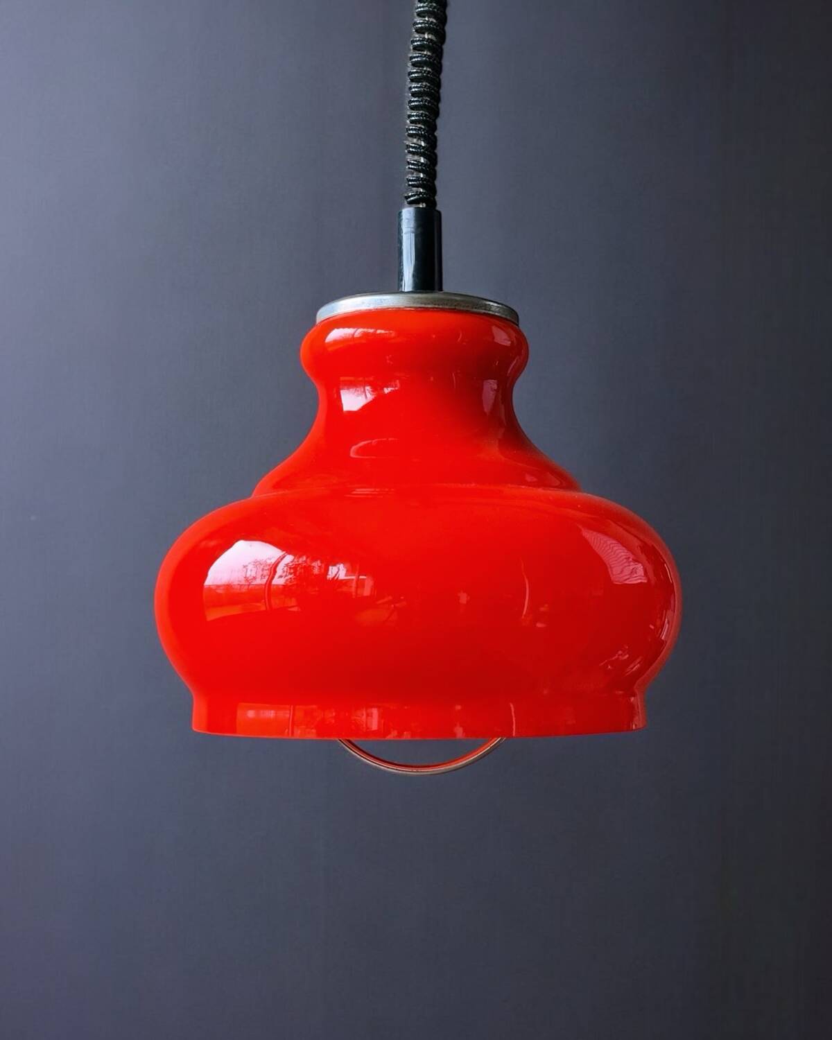 Red orange opaline suspension 1970