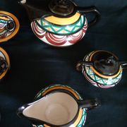 Art deco coffee service in St. Jean de Bretagne earthenware, hand painted (15 pieces)