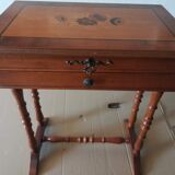 Sewing chest of drawers