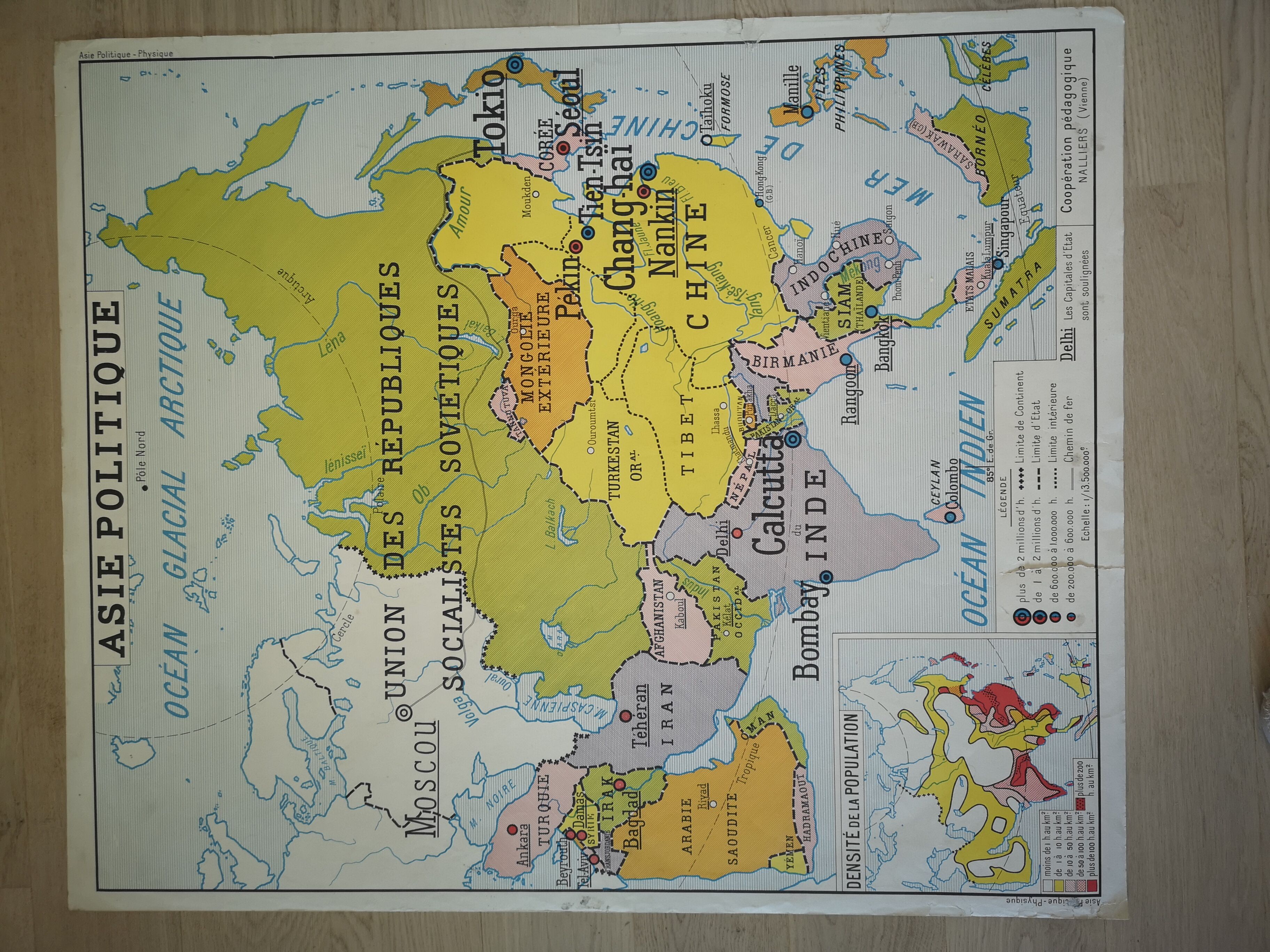 Former vintage Rossignol 50s Asia physical and political map