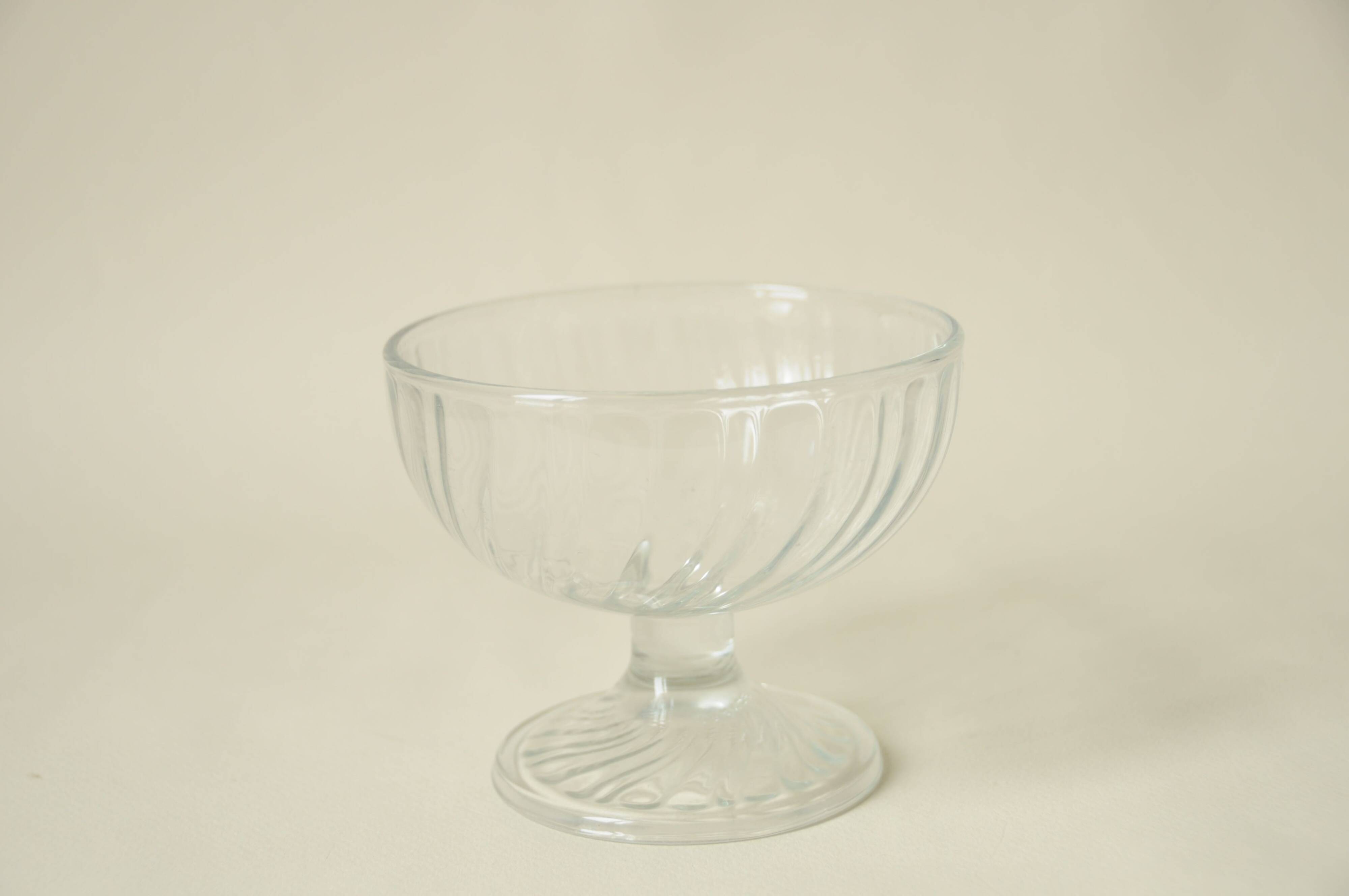 Dessert - fruit - ice cream cups in transparent glass